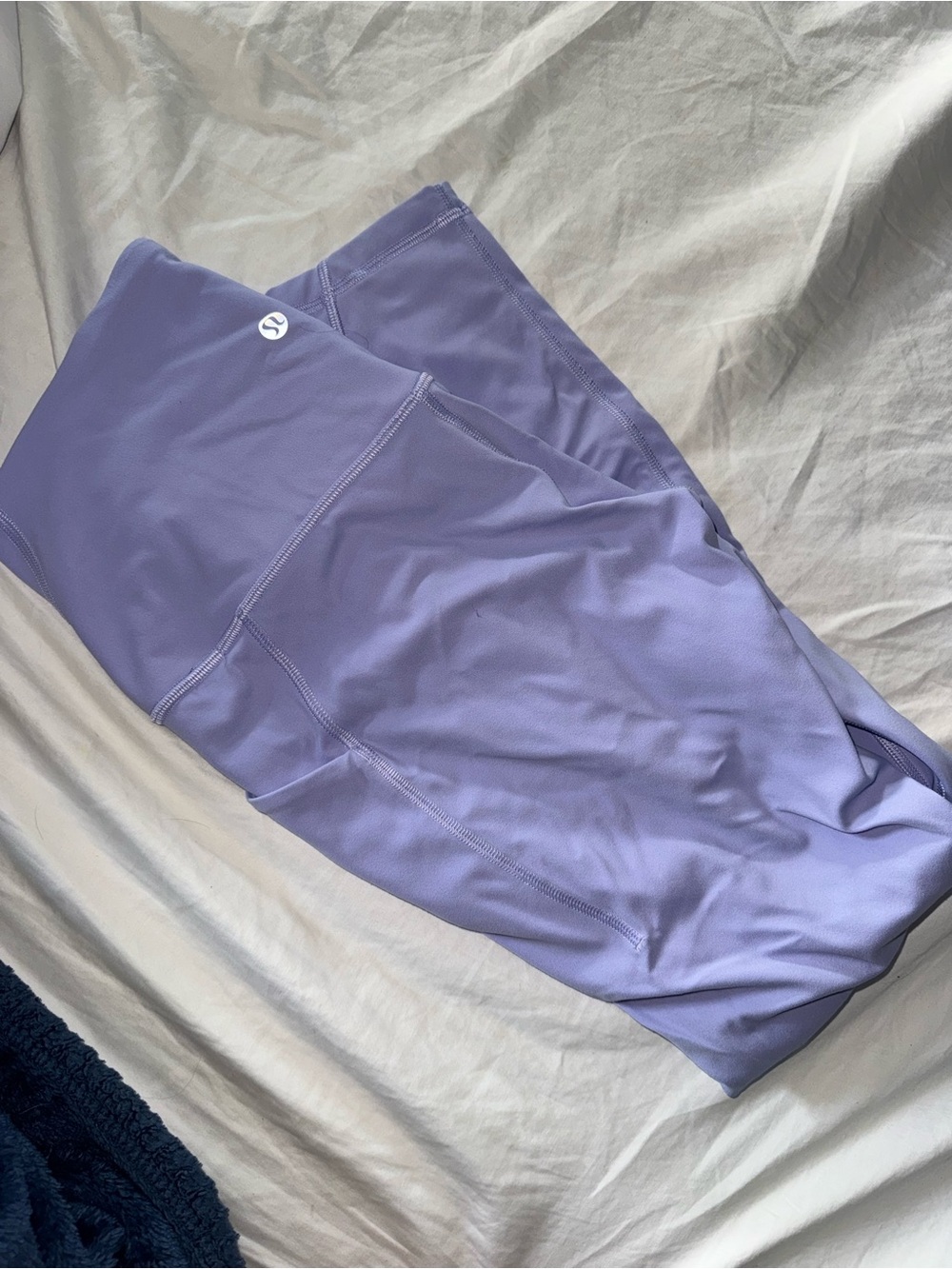 lululemon Align High-Rise 25" Capri Leggings in Lilac Smoke, size 6